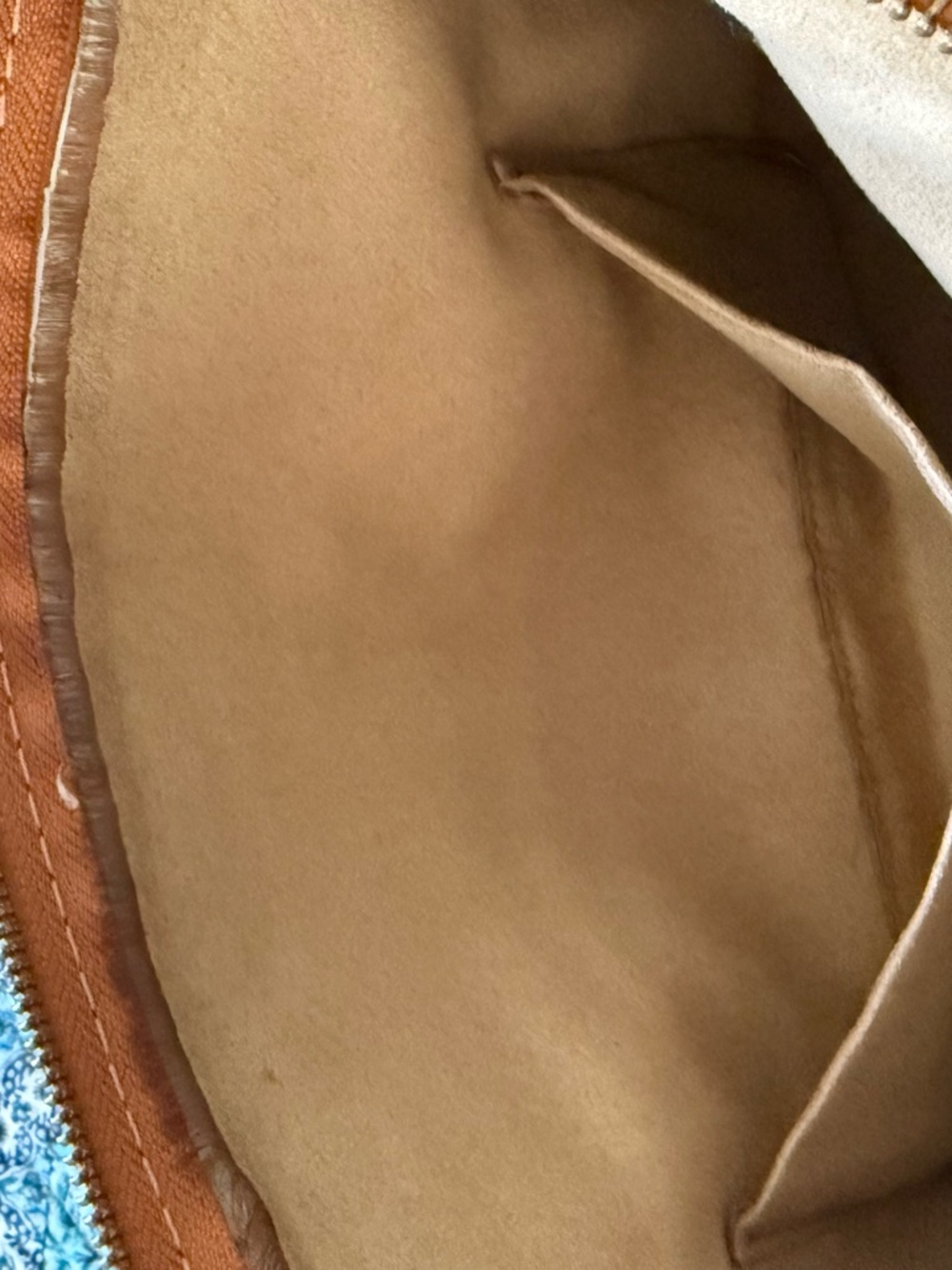 Pratesi Firenze Italian Leather Wristlet with Gold buckle - Picture 8 of 11